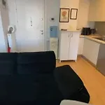 Hip Apartment *