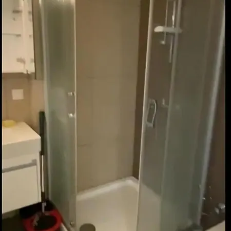 Apartment Hip